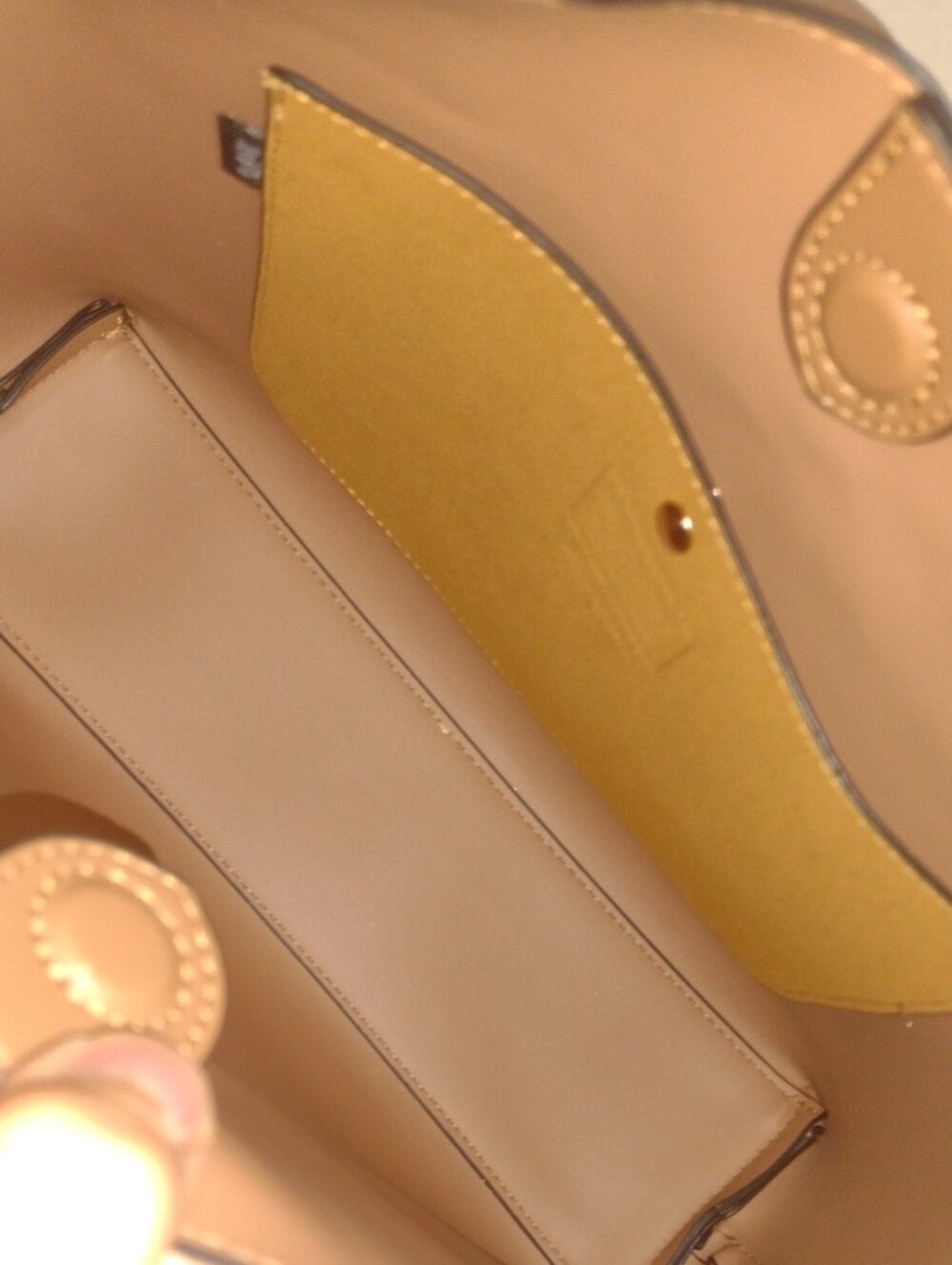 Coach Leather Shoulder Hobo Bag (J1025) - Picture 3 of 6